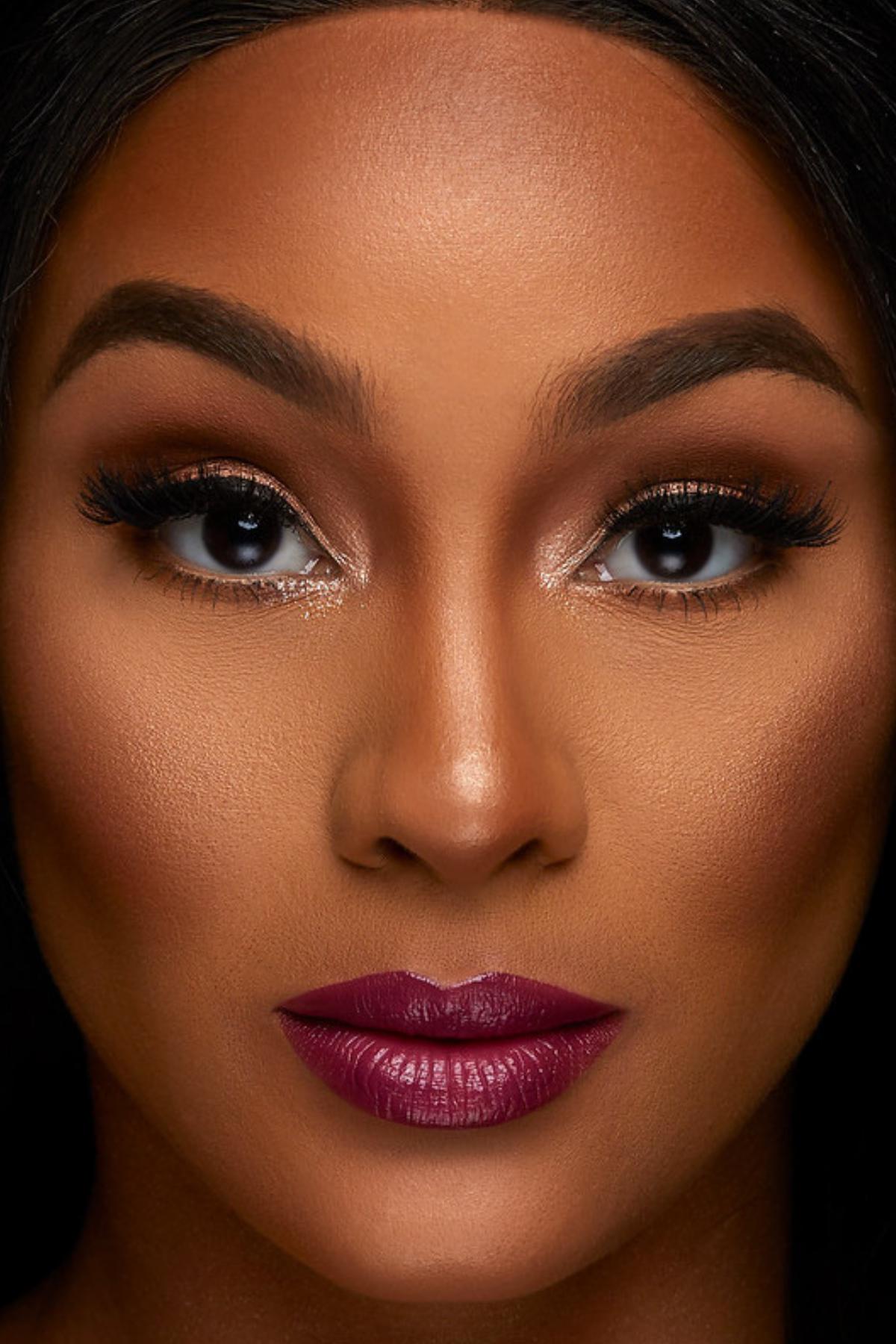 Bo$$y - Elizabella Cosmetics